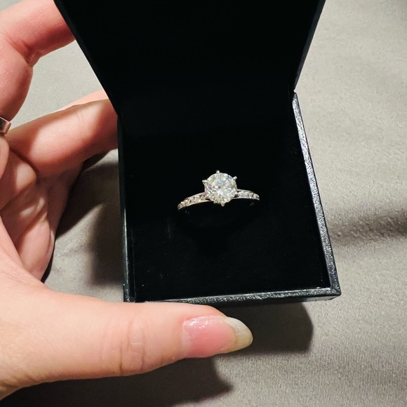 White Gold Eternal Love 100-Facet Ring 14K White Gold Size 7